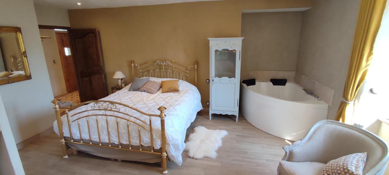 Domaine De Combe Beluze Bed & Breakfast